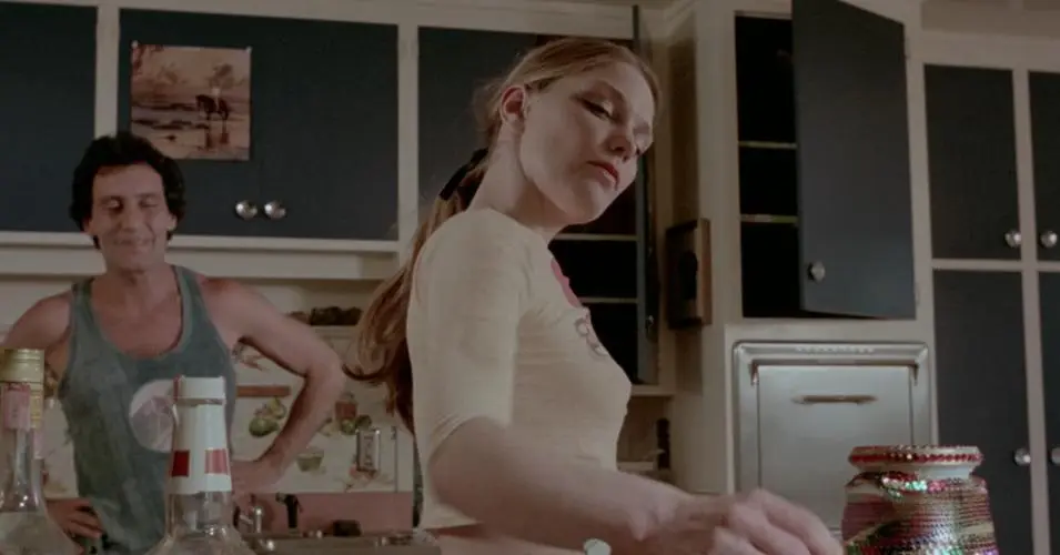 《厨房春光》丁度经典作品HD高清未删减版_意大利限制级电影蓝光画质_快影剧场在线观看_百度网盘迅雷下载