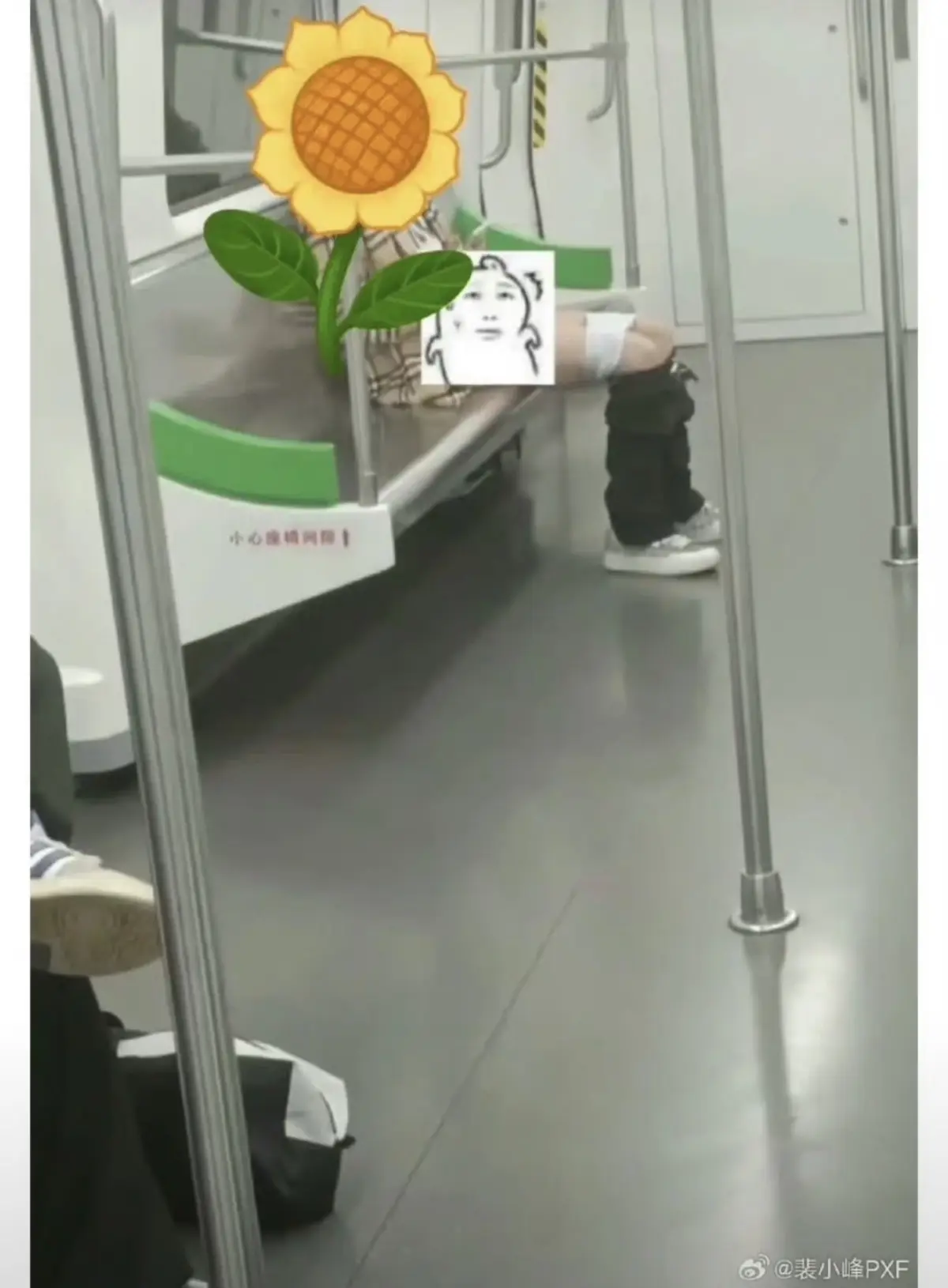 《南宁一男子在地铁当众做不雅动作》南宁地铁不雅事件完整视频_多平台高清在线观看_百度云/阿里云网盘资源免费下载_包含警方通报视频