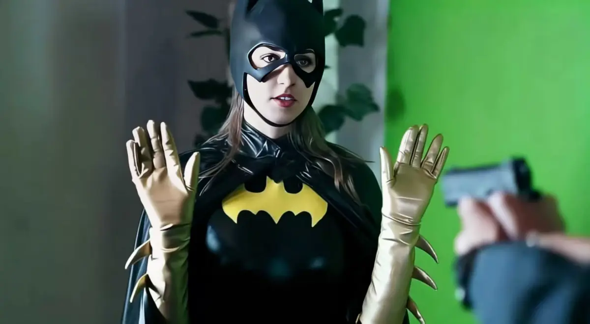 《蝙蝠女侠》全季超清资源开放-未删减版剧情完整呈现-免费在线观看及下载-附带DC宇宙时间线解析