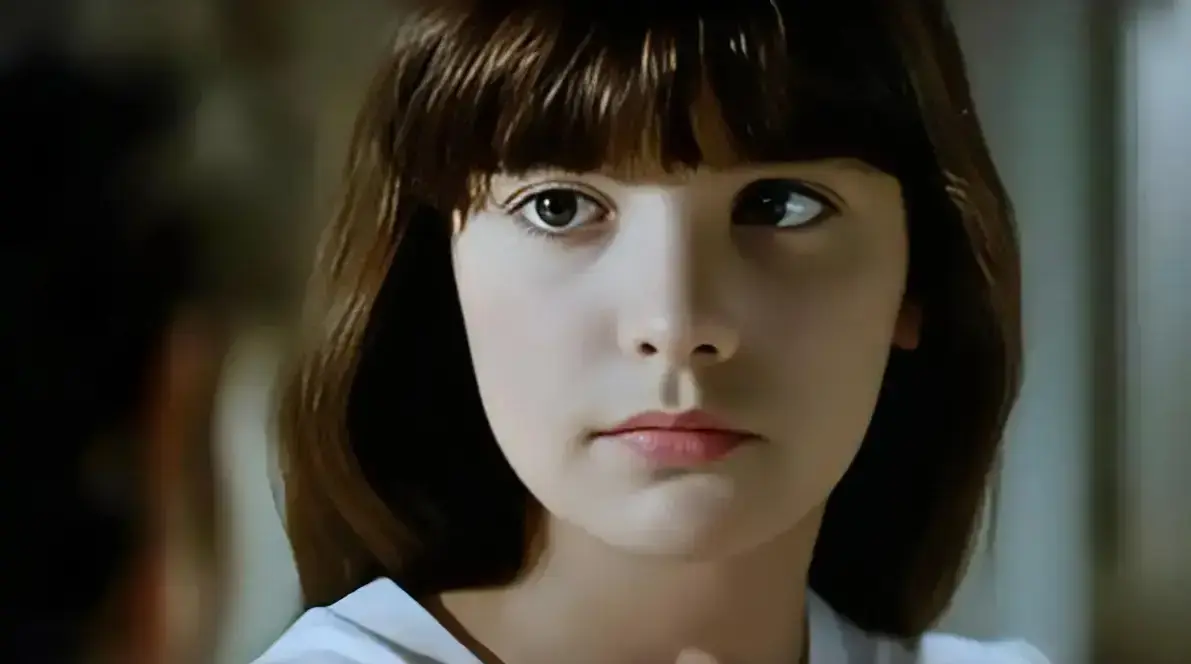 1080P高清《不伦之恋》未删减全集免费观看-不伦之恋完整版在线播放-母子关系崩塌，欲望与道德的激烈碰撞