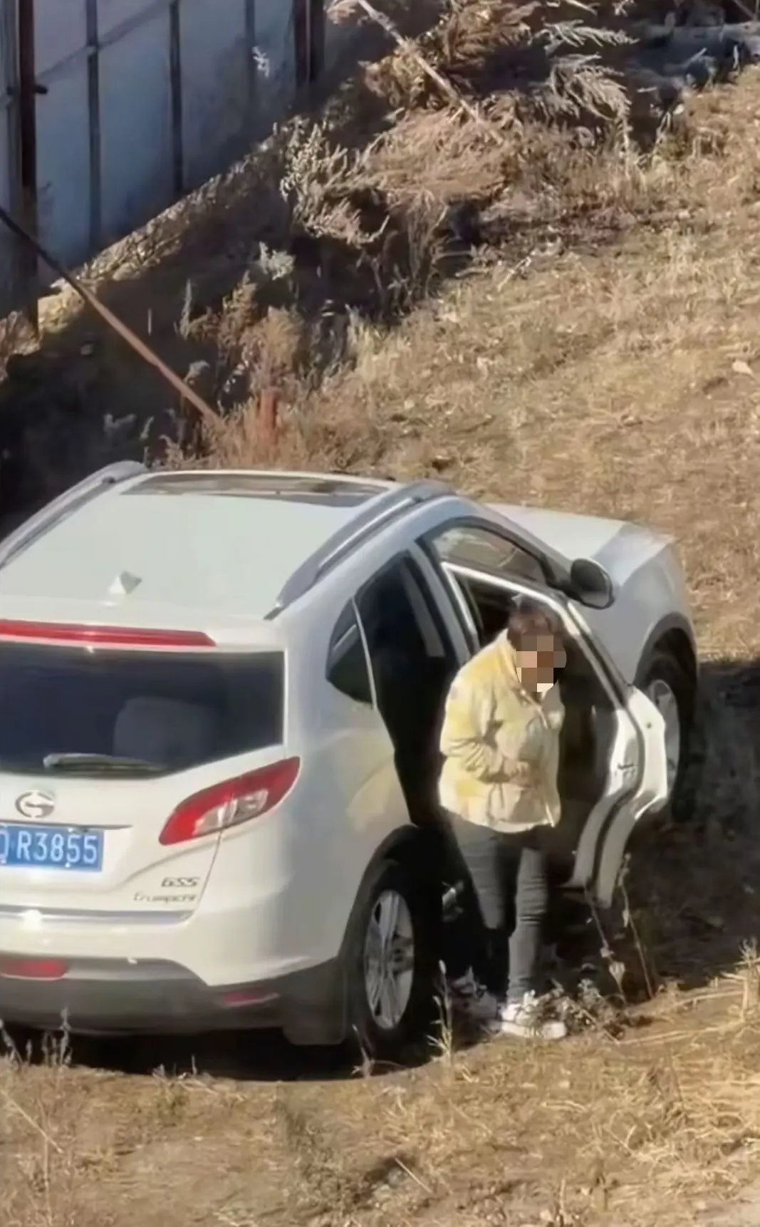 吉DR3855传祺车摇晃视频1080P高清版_辽源吉DR3855车内实拍完整视频_迅雷/UC网盘资源下载