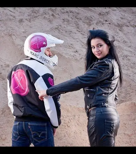 法国犯罪片《巡逻女警》未删减高清全集_1080P超清画质中文字幕在线看_巡逻女警百度云/迅雷/夸克资源速存_全网首发无广告播放