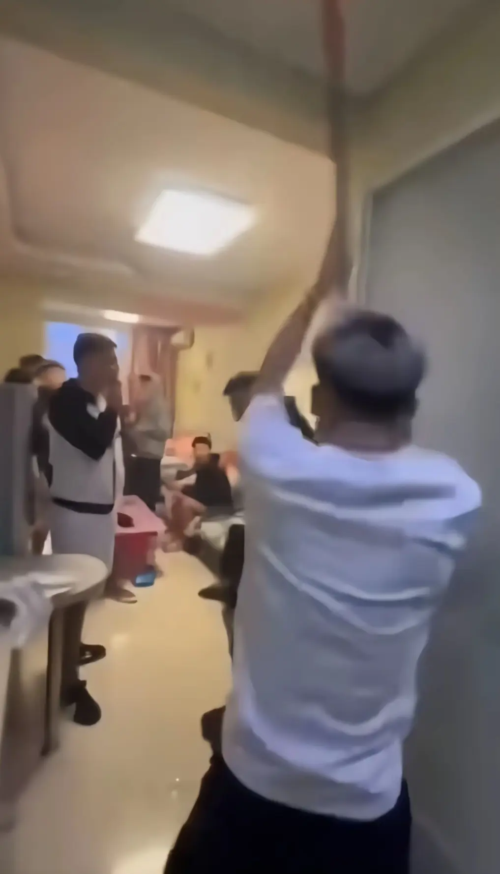 《国服典韦消防斧》超清完整版在线观看_国服典韦1080P高清视频免费播放_支持迅雷/夸克/百度云多端下载